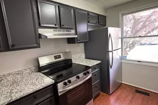 224 Deervalley Dr, Frederick, MD 21702 - Photo 3