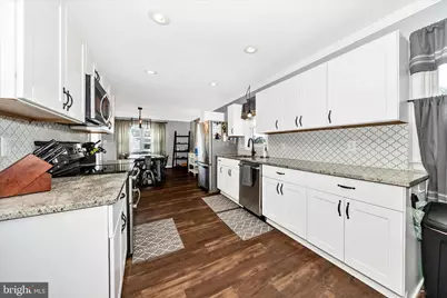 814 2nd Avenue, Brunswick, MD 21716 - Photo 9