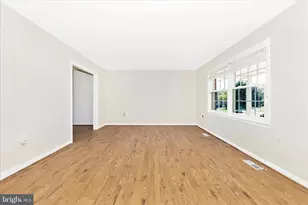8211 Winter Snow Ct, Frederick, MD 21702 - Photo 5