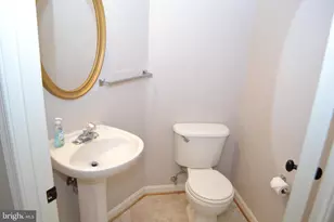 1725 Emory St, Frederick, MD 21701 - Photo 3