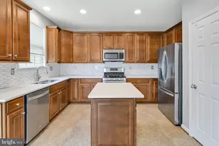 683 Tivoli Rd, Frederick, MD 21703 - Photo 3