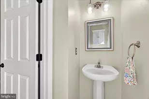 2409 Huntwood Ct, Frederick, MD 21702 - Photo 11