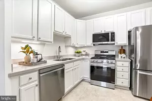 2250 Bear Den Rd, Frederick, MD 21701 - Photo 7