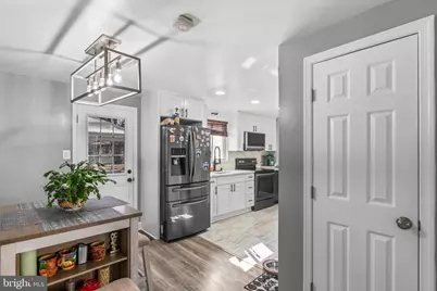 1734 Heather Lane, Frederick, MD 21702 - Photo 7