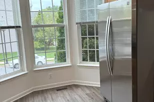 1943 Harpers Ct, Frederick, MD 21702 - Photo 5