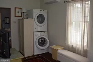 325 E 3rd St, Frederick, MD 21701 - Photo 27