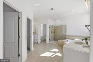 1312 Volunteer Dr, Brunswick, MD 21716 - Photo 19