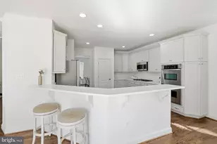 1312 Volunteer Dr, Brunswick, MD 21716 - Photo 9