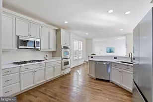 1312 Volunteer Dr, Brunswick, MD 21716 - Photo 5