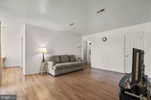 1401 Key Pkwy, Frederick, MD 21702 - Photo 5