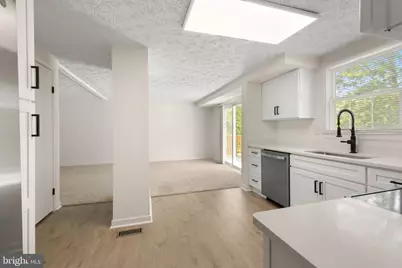 100 Albany Avenue E, Walkersville, MD 21793 - Photo 13