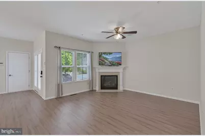 1423 Village Green Way, Brunswick, MD 21716 - Photo 25
