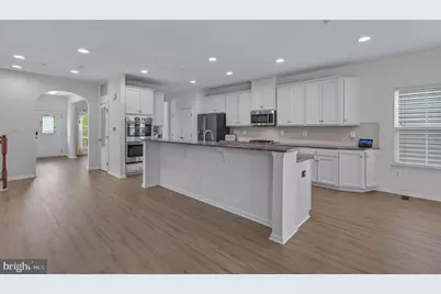 1423 Village Green Way, Brunswick, MD 21716 - Photo 17