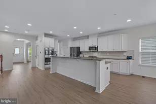 1423 Village Green Way, Brunswick, MD 21716 - Photo 17