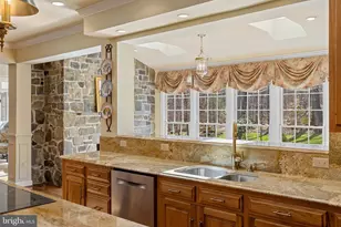 6613 Browns Quarry Rd, Sabillasville, MD 21780 - Photo 21