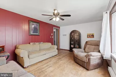 611 Tritapoe Dr, Knoxville, MD 21758 - Photo 5