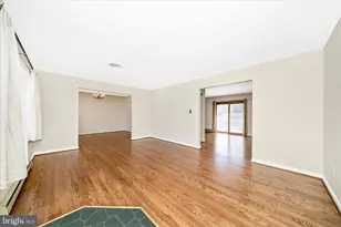 5811 Corporal Jones Ct, Mount Airy, MD 21771 - Photo 17