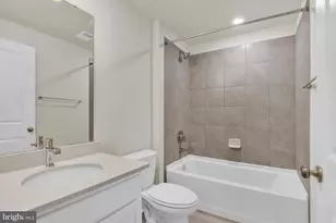 454 Hanson St, Frederick, MD 21701 - Photo 29