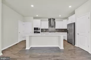 454 Hanson St, Frederick, MD 21701 - Photo 7