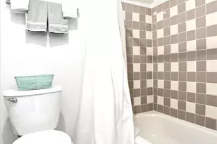 520 Elm St, Frederick, MD 21701 - Photo 25