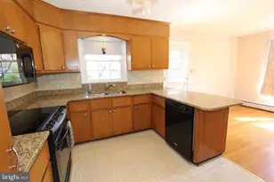 7935 Edgewood Farm Rd, Frederick, MD 21702 - Photo 9