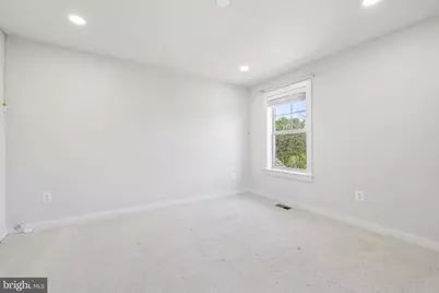 2048 Chamberlain Drive, Frederick, MD 21702 - Photo 11