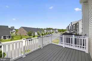 6638 Ballenger Run Blvd, Frederick, MD 21703 - Photo 9
