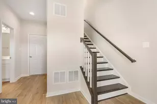 463 Tiller St, Frederick, MD 21701 - Photo 3