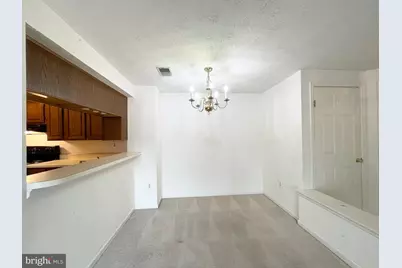 812 Stratford Way #J, Frederick, MD 21701 - Photo 3