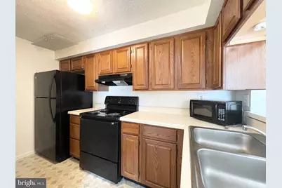 812 Stratford Way #J, Frederick, MD 21701 - Photo 5