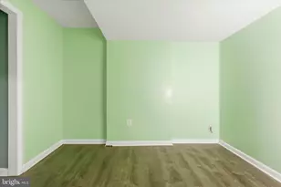 1090 E Thornhill Pl, Frederick, MD 21703 - Photo 29