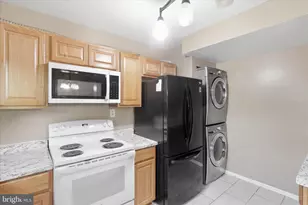 1090 E Thornhill Pl, Frederick, MD 21703 - Photo 13