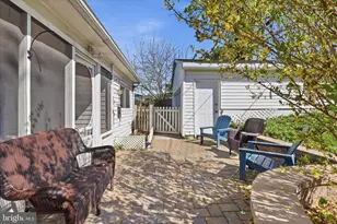 294 Pinoak Dr, Frederick, MD 21701 - Photo 3