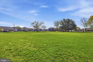 294 Pinoak Dr, Frederick, MD 21701 - Photo 15