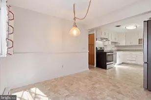 294 Pinoak Dr, Frederick, MD 21701 - Photo 9