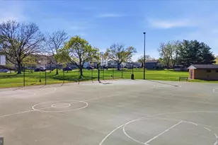 294 Pinoak Dr, Frederick, MD 21701 - Photo 13