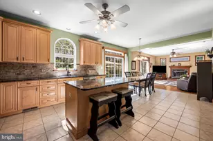 6815 Cherry Tree Ct, New Market, MD 21774 - Photo 19