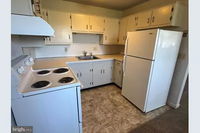 3876 Shadywood Drive #8, Jefferson, MD 21755 - Photo 7