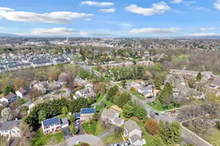 1027 Dulaney Mill Dr, Frederick, MD 21702 - Photo 13