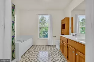 1027 Dulaney Mill Dr, Frederick, MD 21702 - Photo 37