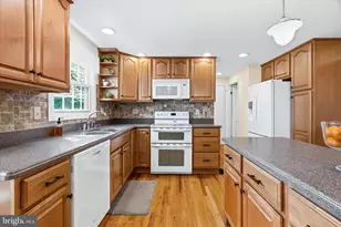 5905 Char Leigh Cir, Frederick, MD 21703 - Photo 11