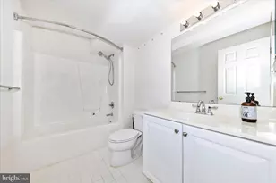 100 Sunlight Dr, Frederick, MD 21702 - Photo 29