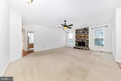 100 Sunlight Drive, Frederick, MD 21702 - Photo 7