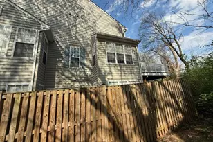 114 Lavenport Cir, Frederick, MD 21702 - Photo 3