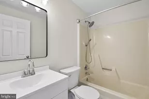 8037 Waterview Ct, Frederick, MD 21701 - Photo 17