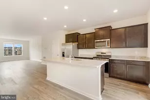 572 Union St, Frederick, MD 21701 - Photo 9