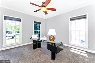 1033 Bexhill Dr, Frederick, MD 21702 - Photo 7