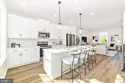 306D Baughmans Lane, Frederick, MD 21702 - Photo 13