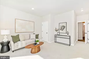 306 D Baughmans Ln, Frederick, MD 21702 - Photo 5