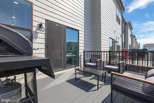 854 Amity St, Frederick, MD 21701 - Photo 33